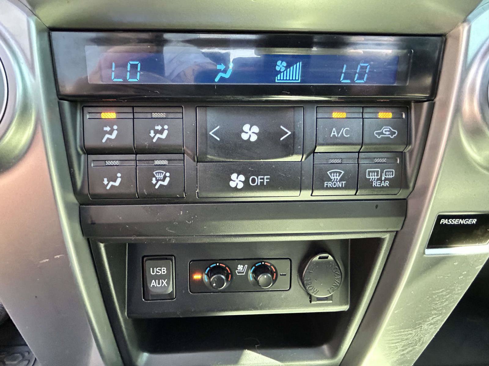 Used 2017 Toyota 4Runner Limited w/ Convenience Package AWD/4WD image 20