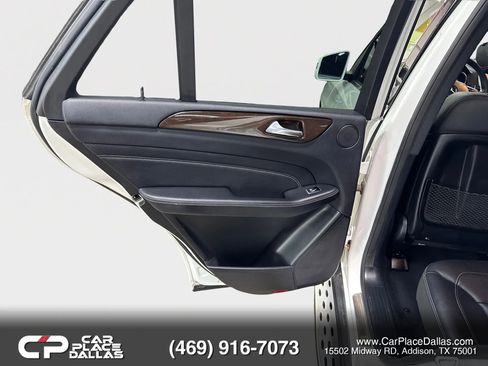 Used 2015 Mercedes-Benz ML 350 4MATIC w/ Premium 1 Package image 22