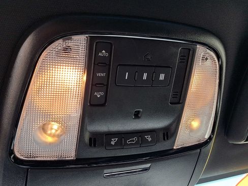 Used 2024 Dodge Durango GT AWD/4WD image 25