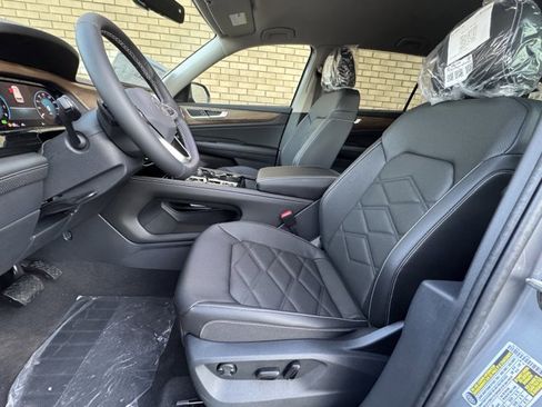 New 2026 Volkswagen Atlas SE image 23