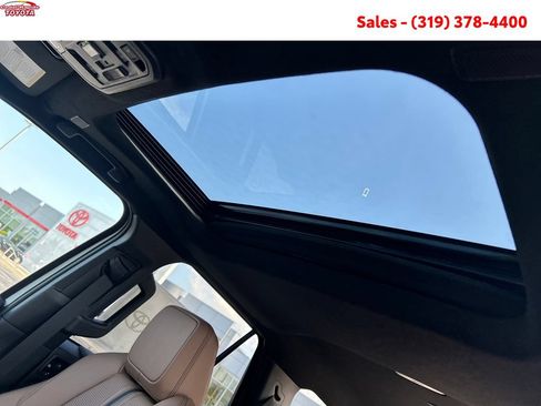 New 2026 Toyota 4Runner Limited AWD/4WD image 16