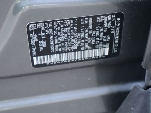 Used 2024 Nissan Rogue SV FWD image 28