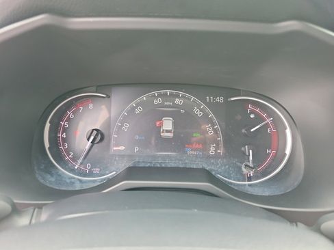 Used 2024 Toyota RAV4 XLE AWD/4WD image 17