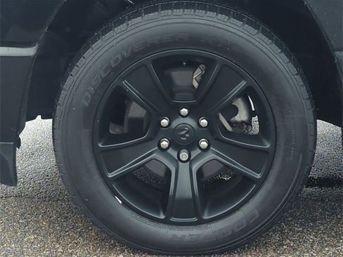 Used 2021 RAM 1500 Big Horn image 10