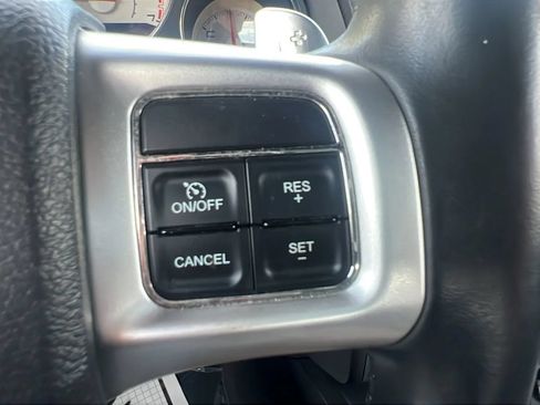 Used 2012 Dodge Challenger R/T Plus RWD image 15