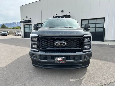 Used 2026 Ford F350 Lariat w/ Black Appearance Package AWD/4WD image 3