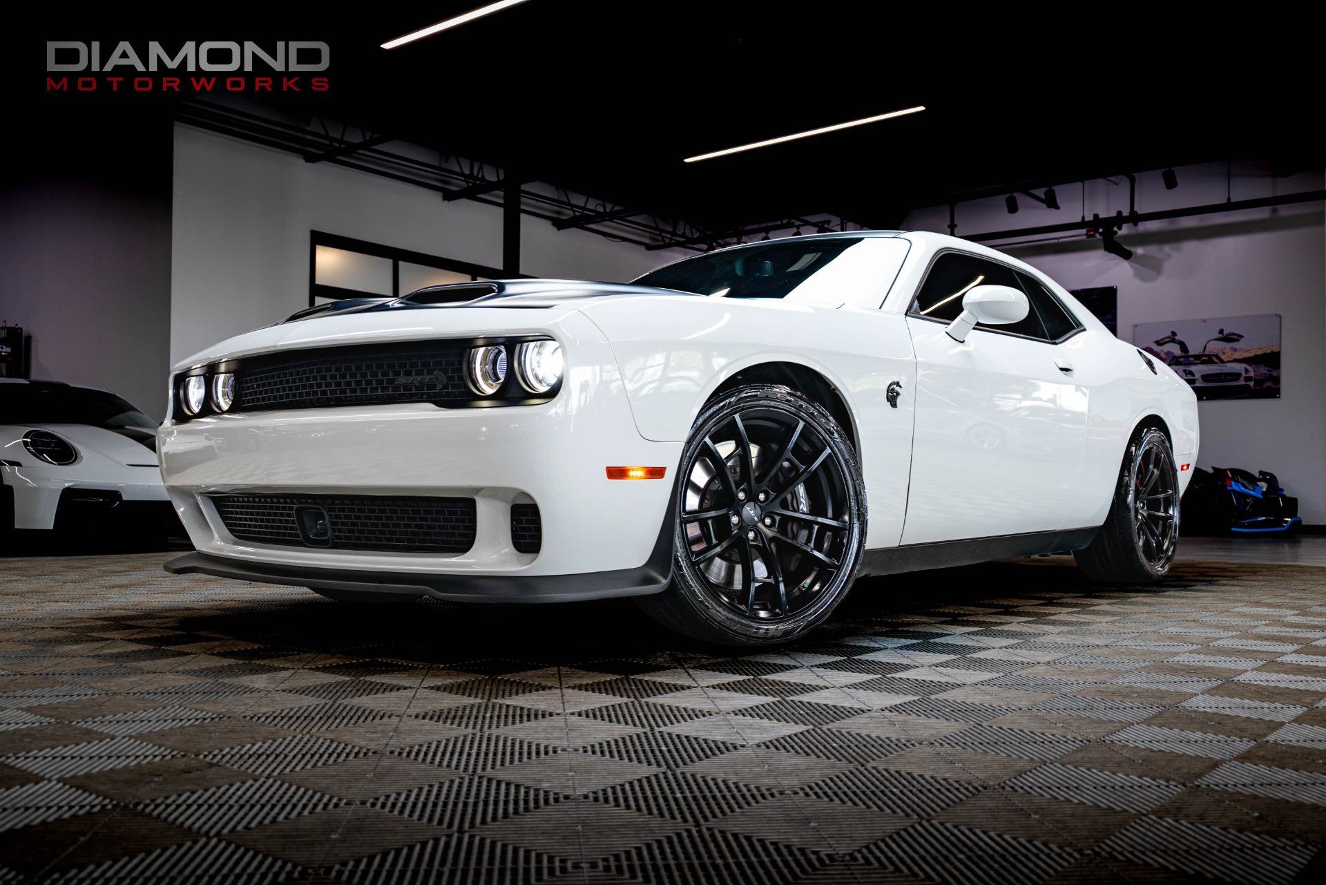 Used 2023 Dodge Challenger SRT Hellcat RWD image 1