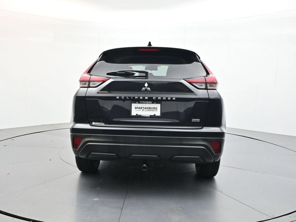 Used 2022 Mitsubishi Eclipse Cross LE AWD/4WD image 6
