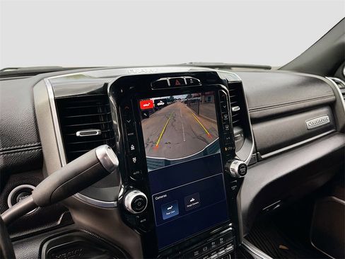 Used 2022 RAM 3500 Laramie image 13