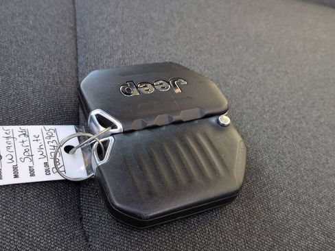 Used 2024 Jeep Wrangler Sport image 32