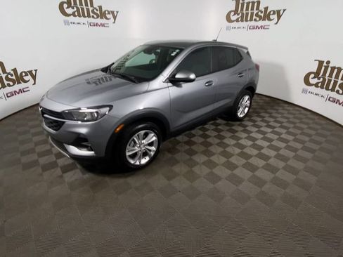 Used 2023 Buick Encore GX Preferred w/ Cold Weather Comfort Package AWD/4WD image 4