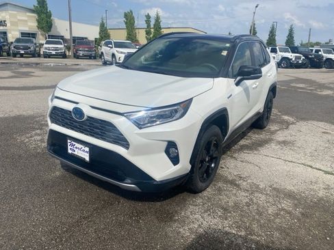 Used 2019 Toyota RAV4 XSE image 2