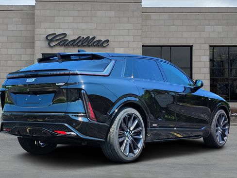 New 2026 Cadillac Lyriq V w/ LPO, Floor Liner Package image 3