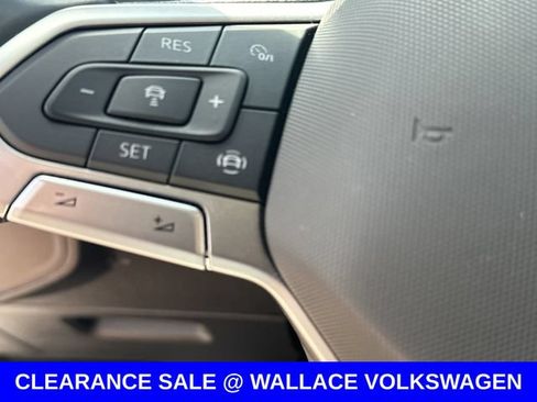 Certified 2021 Volkswagen Atlas SE w/ Panoramic Sunroof Package FWD image 22