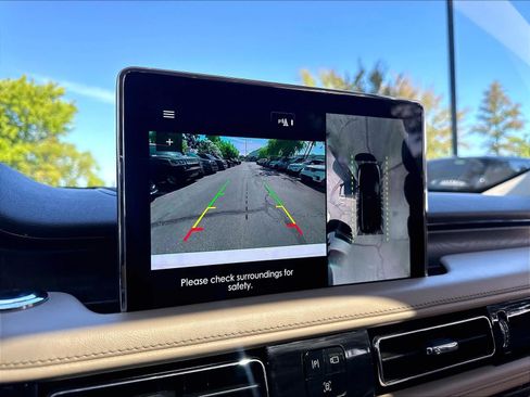 Used 2022 Lincoln Aviator Reserve w/ Equipment Group 201A AWD/4WD image 24