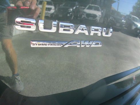Used 2023 Subaru Forester AWD/4WD image 7