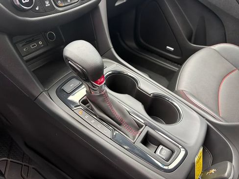 Used 2023 Chevrolet Equinox RS w/ RS Leather Package AWD/4WD image 26