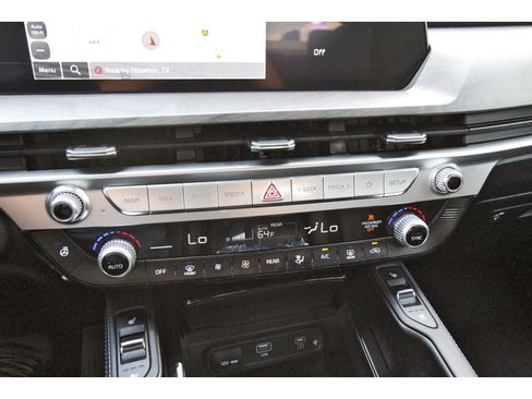 Used 2024 Kia Telluride EX X-Line AWD/4WD image 30
