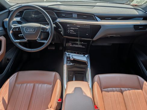 Used 2024 Audi Q8 e-tron Premium Plus w/ Premium Plus Package AWD/4WD image 10