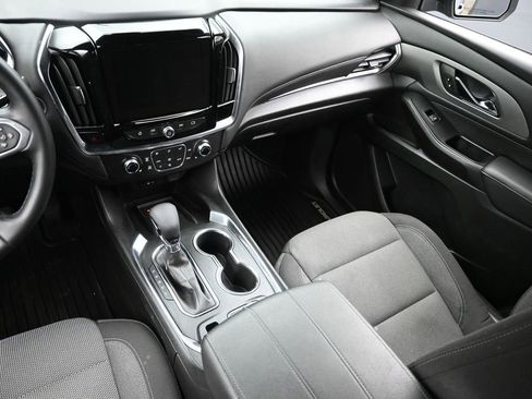 Certified 2023 Chevrolet Traverse LT image 14