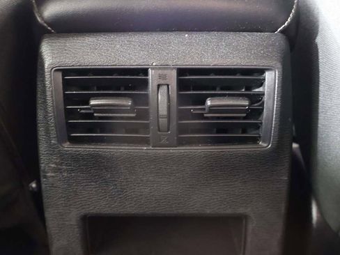 Used 2022 Mitsubishi Outlander ES image 43