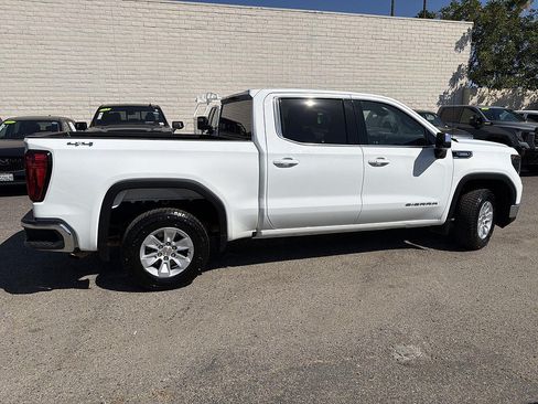 Used 2024 GMC Sierra 1500 SLE AWD/4WD image 4