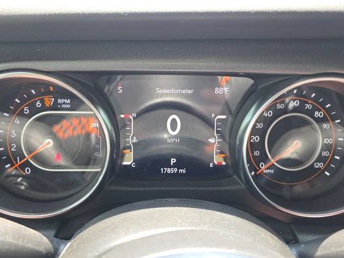 Used 2023 Jeep Gladiator Mojave w/ Cold Weather Group AWD/4WD image 17