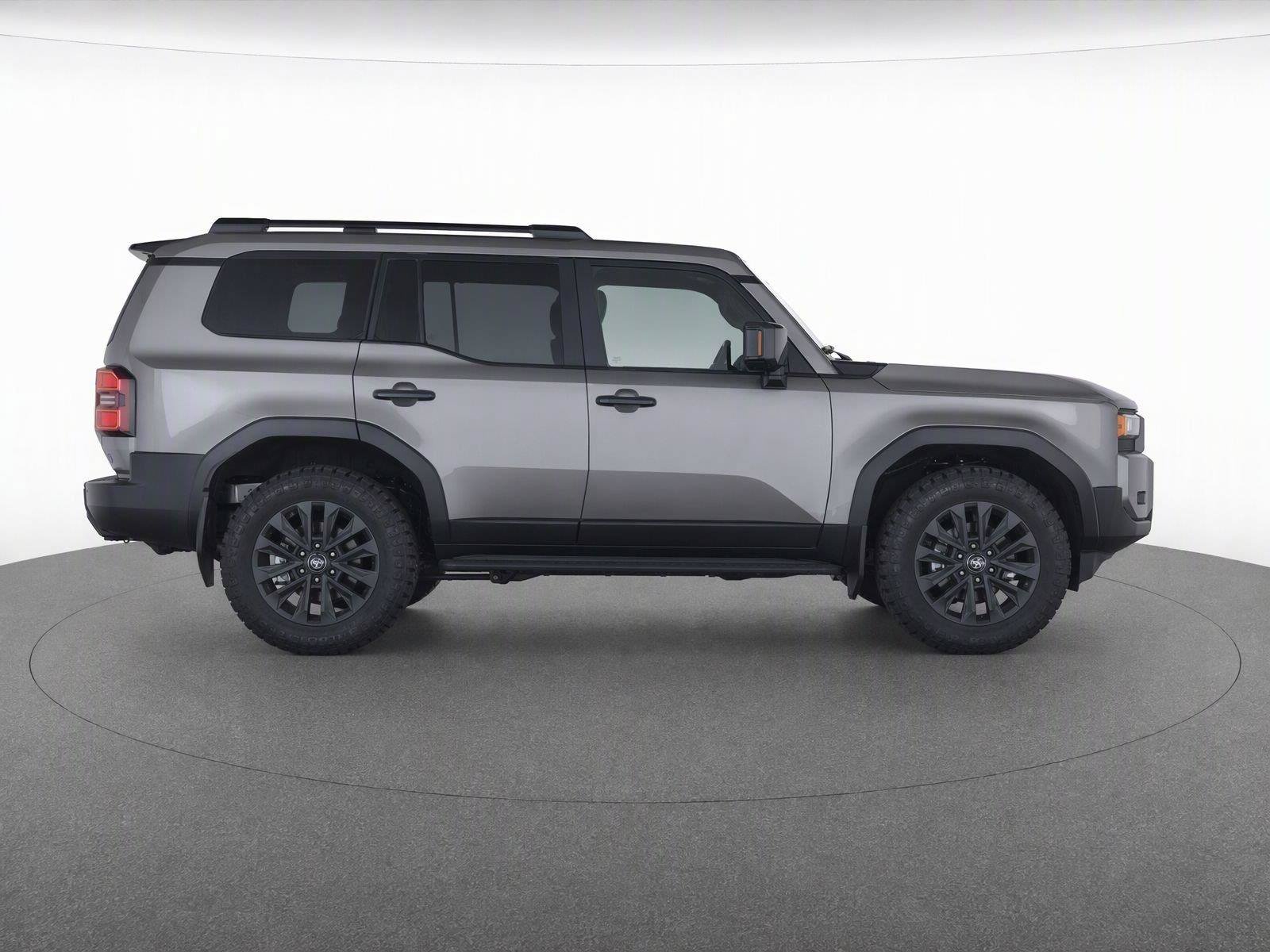Used 2026 Toyota Land Cruiser w/ Premium Package AWD/4WD image 8