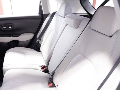 Certified 2023 Honda HR-V LX image 18