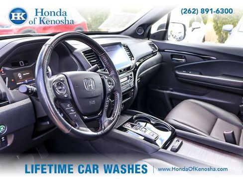 Used 2023 Honda Ridgeline Black Edition image 12