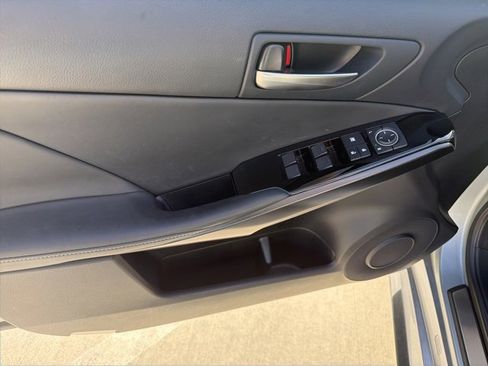 Used 2021 Lexus IS 300 image 17