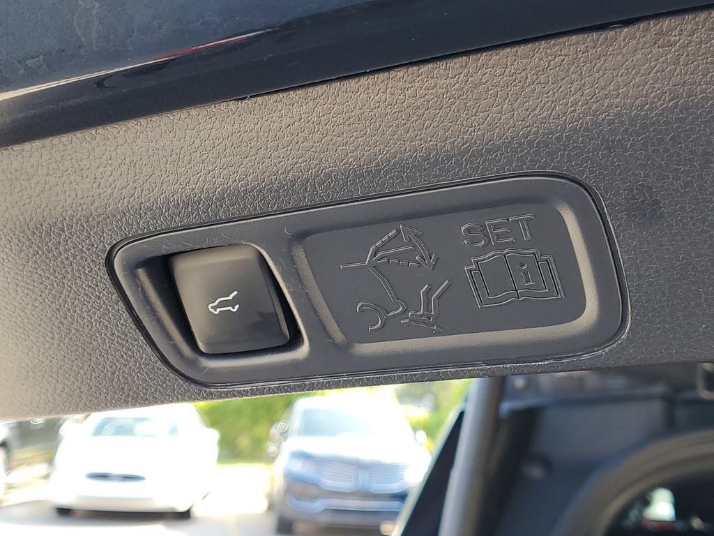 Certified 2023 Ford Expedition Timberline AWD/4WD image 11