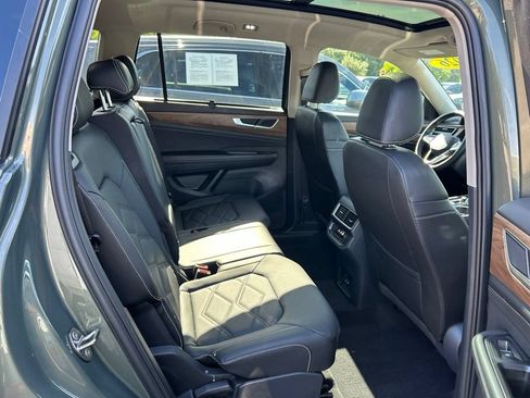 Certified 2026 Volkswagen Atlas SE w/ Panoramic Sunroof Package FWD image 45