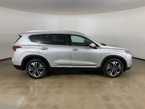 Used 2019 Hyundai Santa Fe Limited image 7