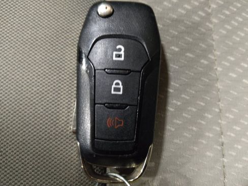 Used 2018 Ford EcoSport S FWD image 32