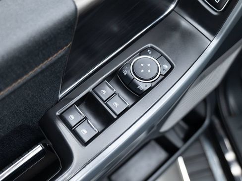 Used 2024 Ford F150 Lariat AWD/4WD image 56