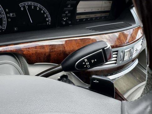 Used 2012 Mercedes-Benz S 550 4MATIC image 25