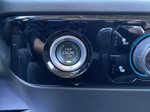 Used 2023 Chevrolet Silverado 1500 RST image 29