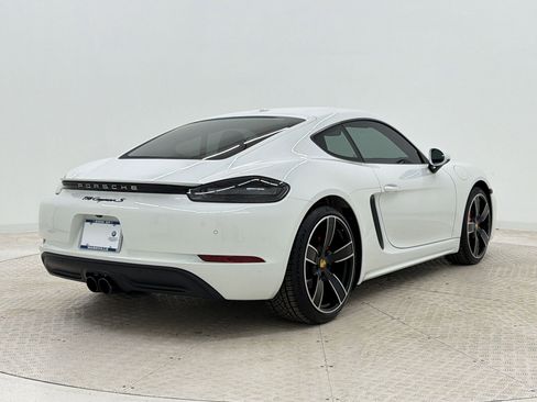 Used 2018 Porsche 718 Cayman S RWD image 9