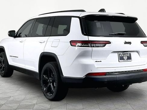 New 2025 Jeep Grand Cherokee L Altitude AWD/4WD image 3