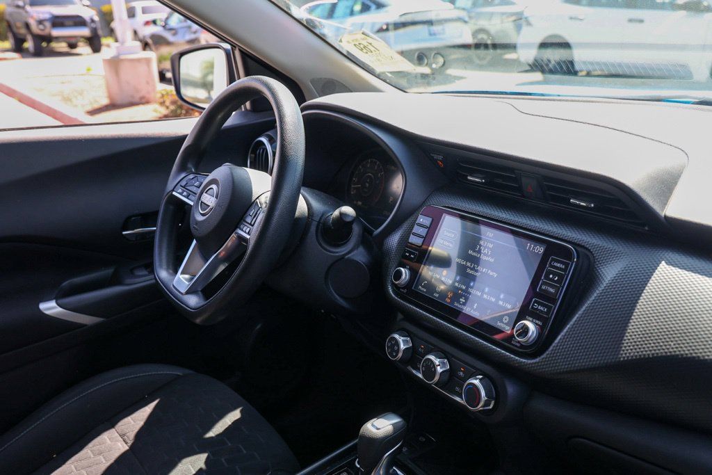 Used 2024 Nissan Kicks SV FWD image 21