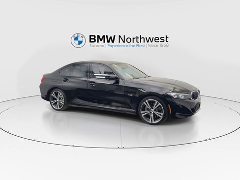 Used 2023 BMW 330e w/ Premium Package RWD image 6