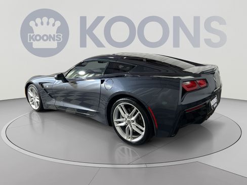 Used 2019 Chevrolet Corvette Stingray Coupe w/ 1LT RWD image 4