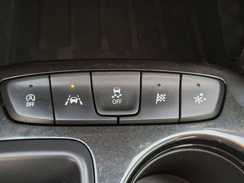 Used 2023 Chevrolet TrailBlazer LT w/ Convenience Package FWD image 29