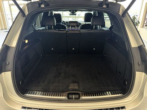 Used 2020 Mercedes-Benz GLE 350 4MATIC w/ Premium Package image 49