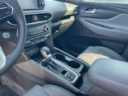 Used 2020 Hyundai Santa Fe SEL FWD image 11