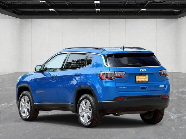 Certified 2022 Jeep Compass Latitude w/ Convenience Group AWD/4WD image 3