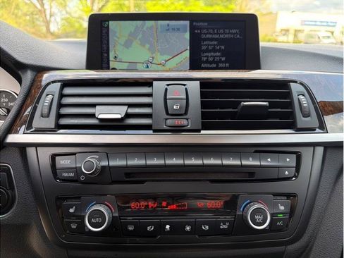 Used 2015 BMW 328i xDrive Sedan AWD/4WD image 13