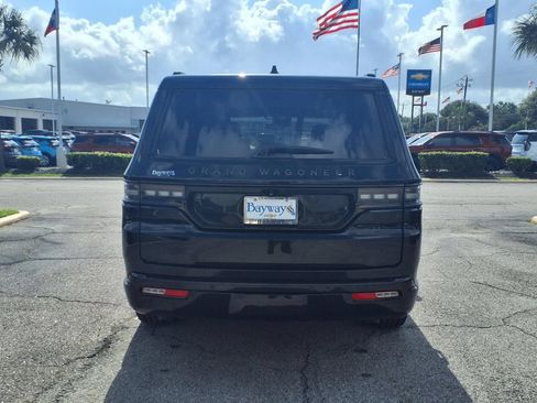 Used 2024 Jeep Grand Wagoneer Series II w/ Quick Order Packagew 28T AWD/4WD image 22