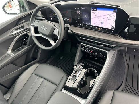 New 2025 Audi Q5 Premium Plus image 11